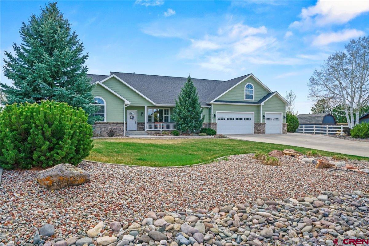 2033 Constitution Loop Montrose, CO 81401 - Photo 5 of 41