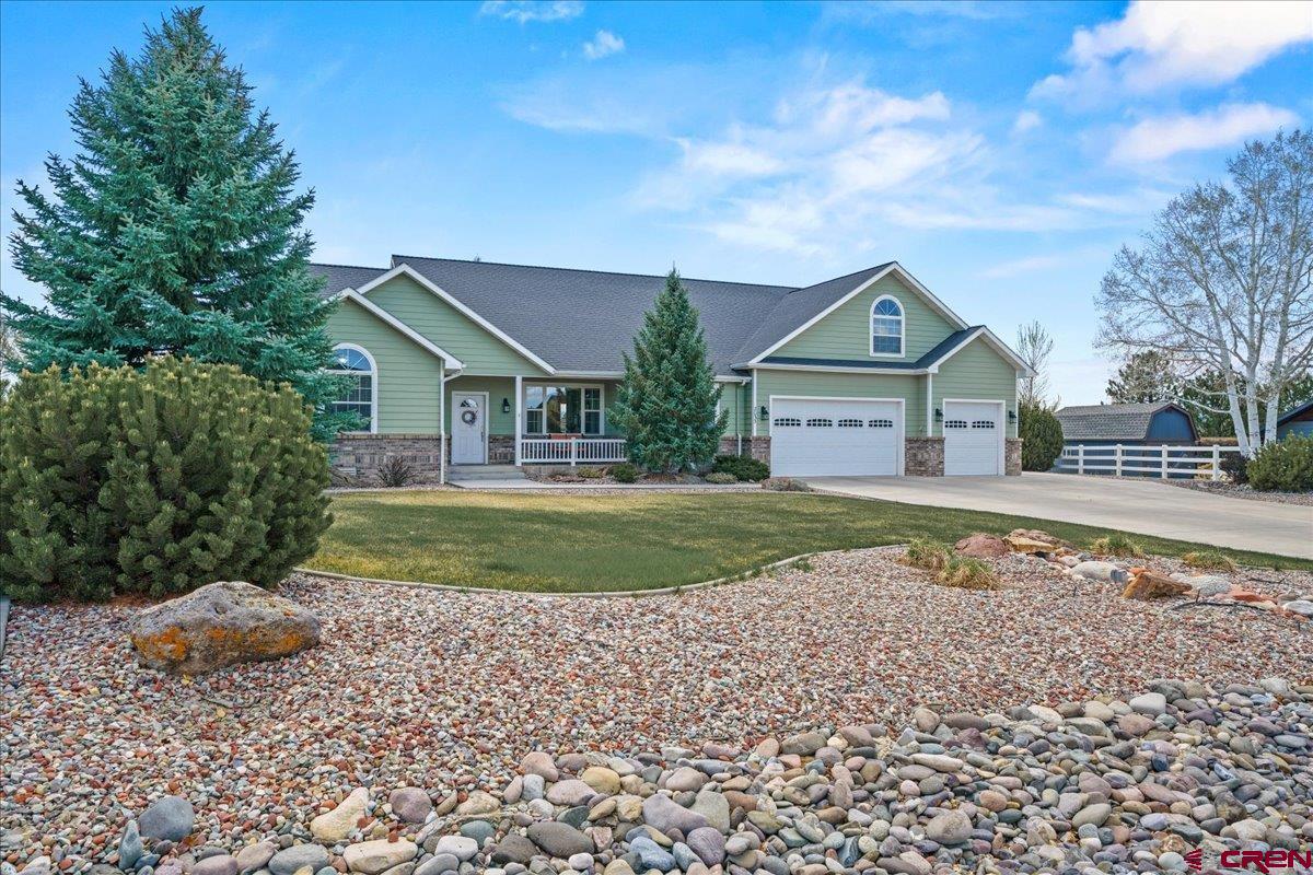 2033 Constitution Loop Montrose, CO 81401 - Photo 7 of 41