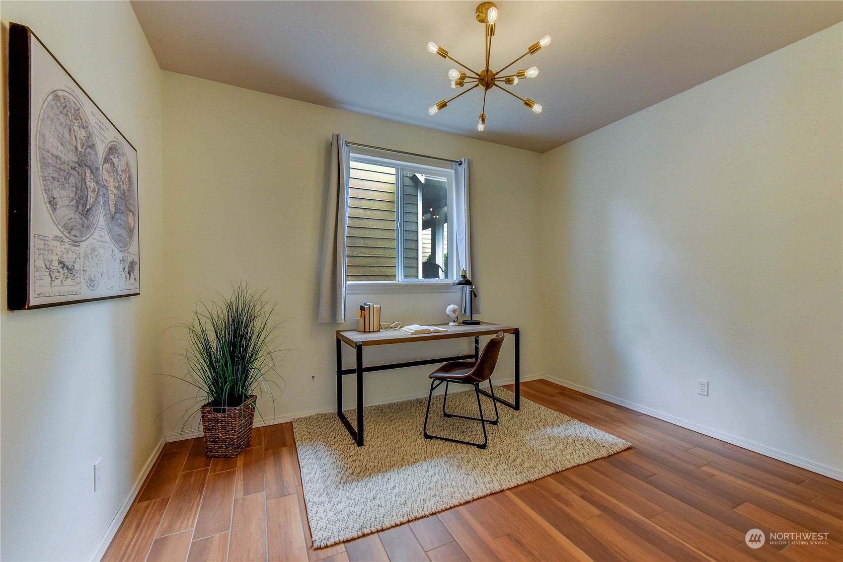 18290 Tahoma Street Southeast Monroe, WA 98272 - Photo 17 of 32 a living room with furniture and a window