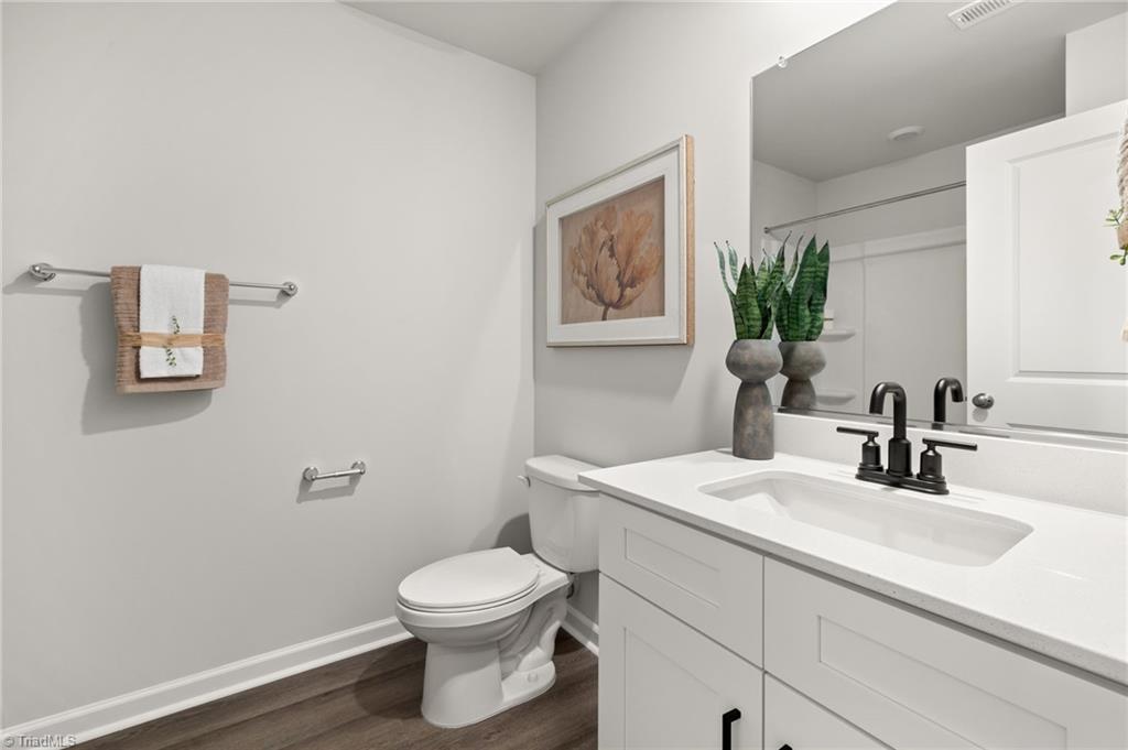 1729 University Drive, Unit D1 Burlington, NC 27215 - Photo 12 of 41