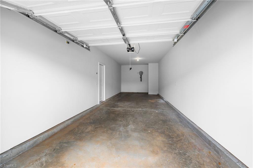 1729 University Drive, Unit D1 Burlington, NC 27215 - Photo 21 of 41