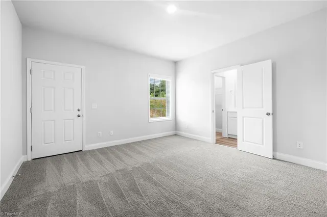 $2,601 | 1729 University Drive, Unit D1, Burlington, NC 27215