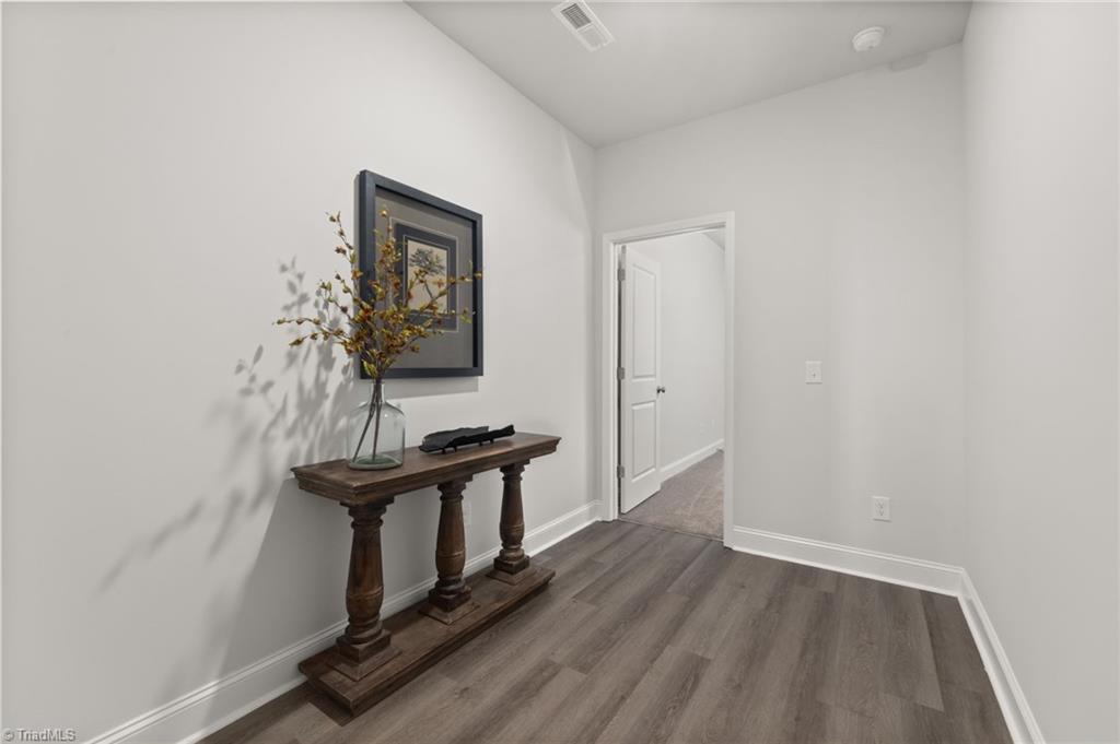 1729 University Drive, Unit D1 Burlington, NC 27215 - Photo 3 of 41