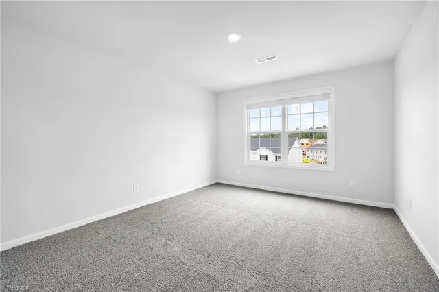 $2,601 | 1729 University Drive, Unit D1, Burlington, NC 27215