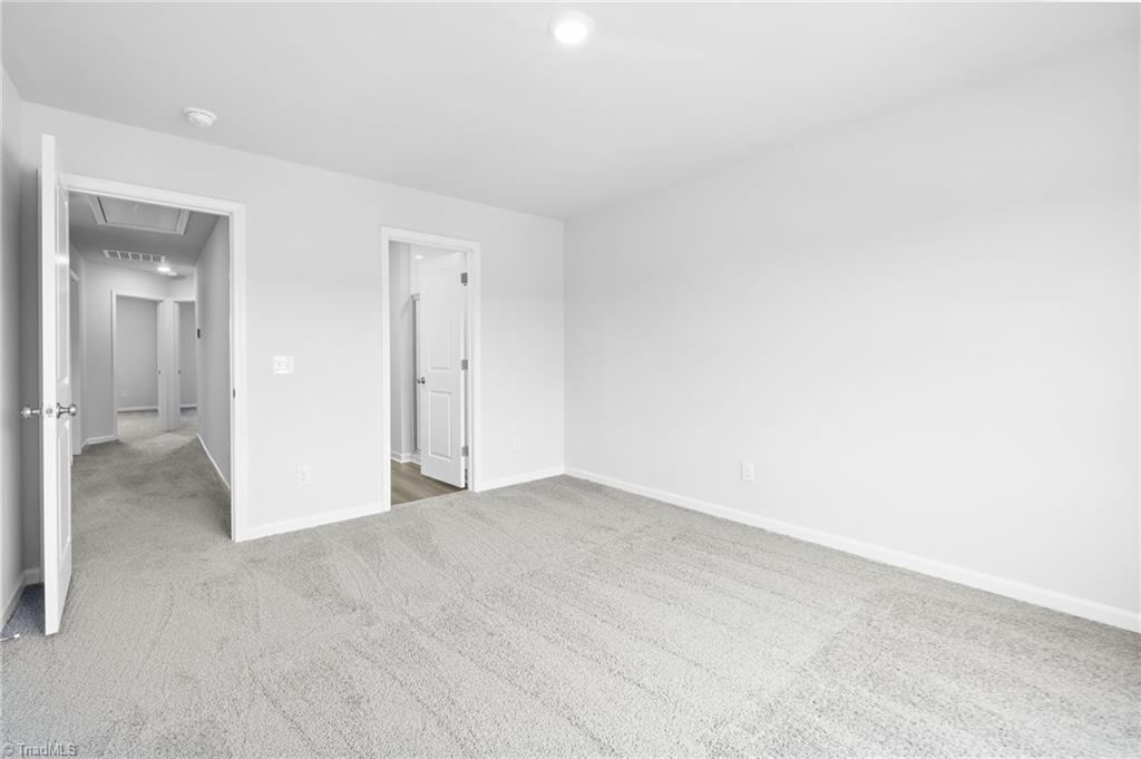 1729 University Drive, Unit D1 Burlington, NC 27215 - Photo 32 of 41