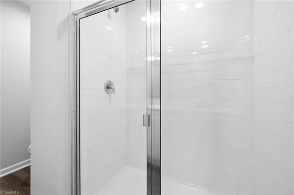 $2,765 | 1729 University Drive, Unit D1, Burlington, NC 27215