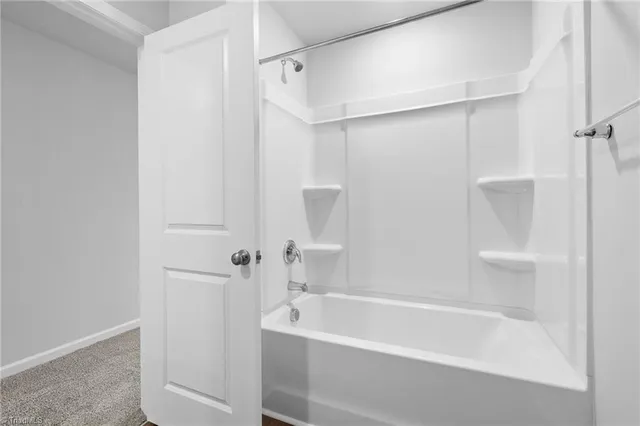 $2,601 | 1729 University Drive, Unit D1, Burlington, NC 27215