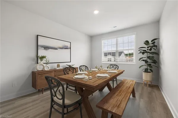 $2,765 | 1729 University Drive, Unit D1, Burlington, NC 27215