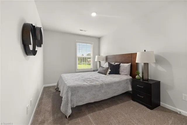 $2,601 | 1729 University Drive, Unit D1, Burlington, NC 27215