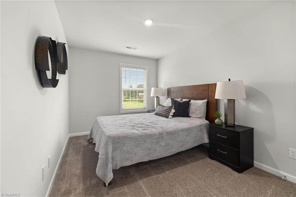 1729 University Drive, Unit D1 Burlington, NC 27215 - Photo 9 of 41