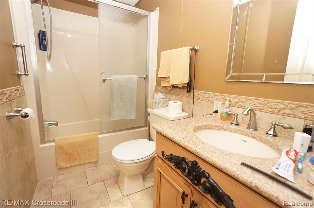 48370 Hull Road Belleville, MI 48111 - Photo 17 of 48