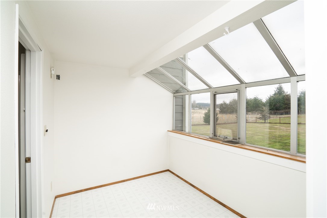 17302 Britt Road Mount Vernon, WA 98273 - Photo 12 of 25 Gallery Image 12