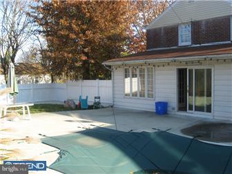 622 Palairet Road Philadelphia, PA 19128 - Photo 11 of 12 Exterior Back