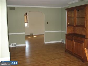 622 Palairet Road Philadelphia, PA 19128 - Photo 9 of 12 Family Room