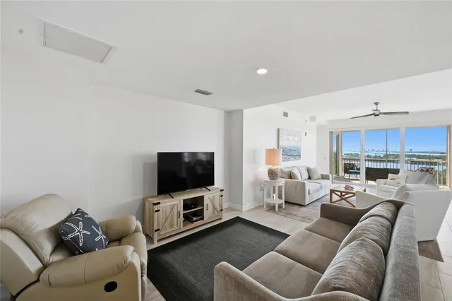 $899,500 | 13113 Gasparilla Road, Unit 503, Placida, FL 33946