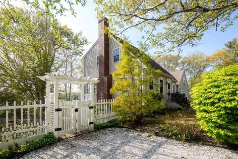 $825,000 | 209 Herring Pond Road, Plymouth, MA 02360