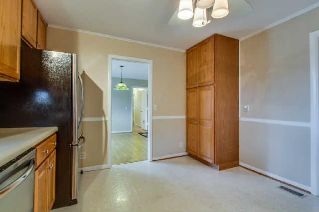 511 Colice Jeanne Road Nashville, TN 37221 - Photo 9 of 20 Pantry features pull-out storage