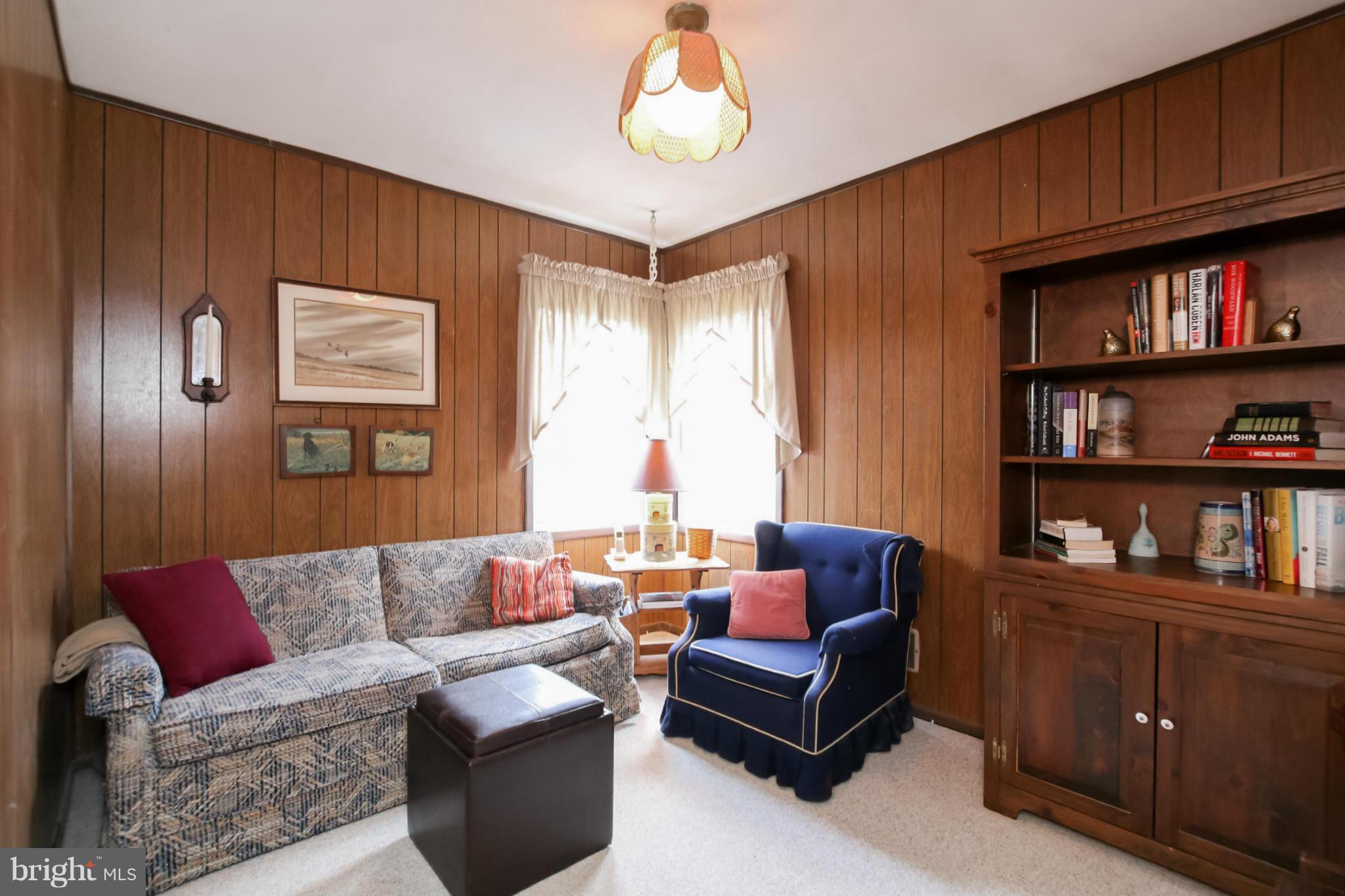 6631 Loch Hill Road Baltimore, MD 21239 - Photo 19 of 30 Den on main level