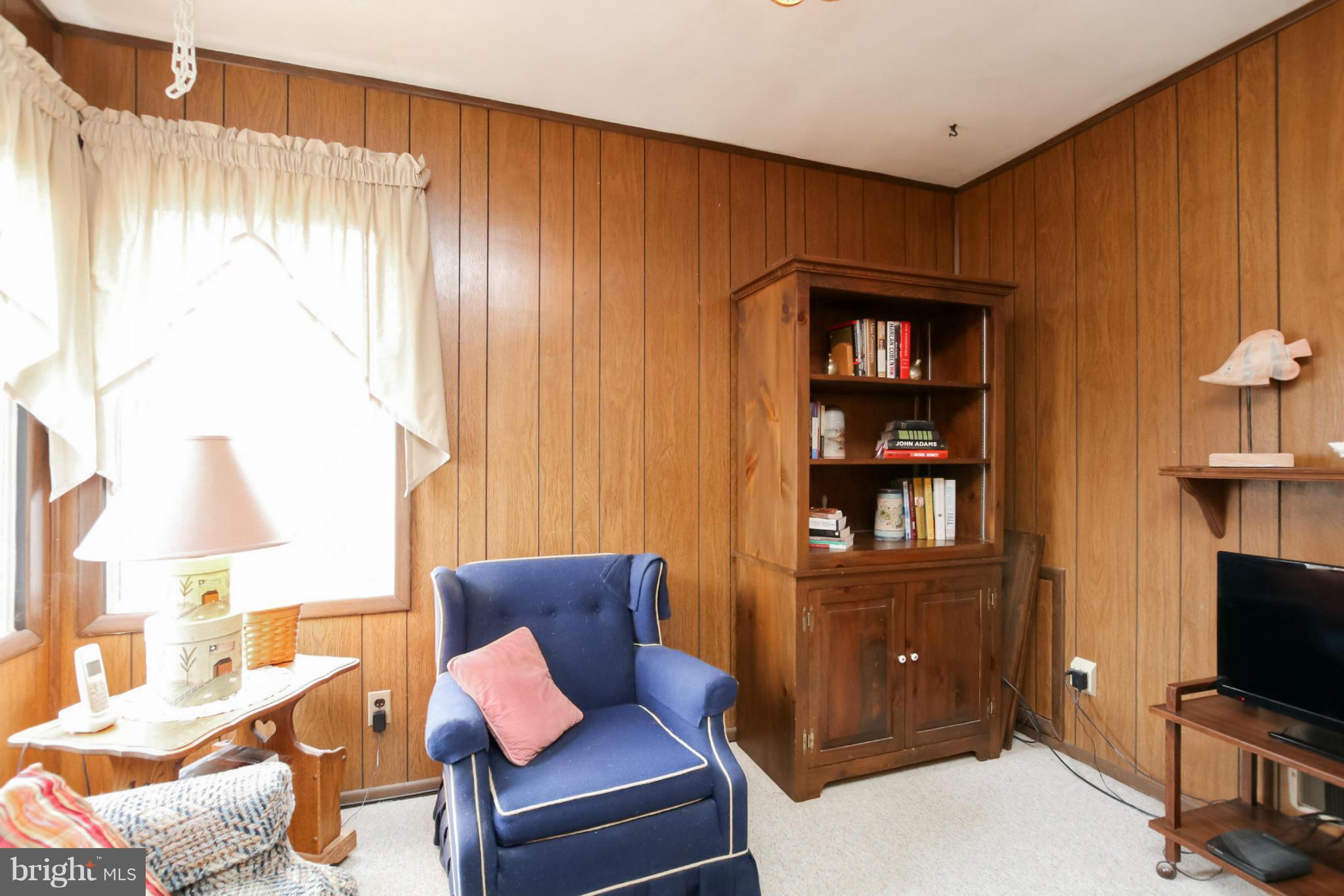 6631 Loch Hill Road Baltimore, MD 21239 - Photo 20 of 30 Den on main level