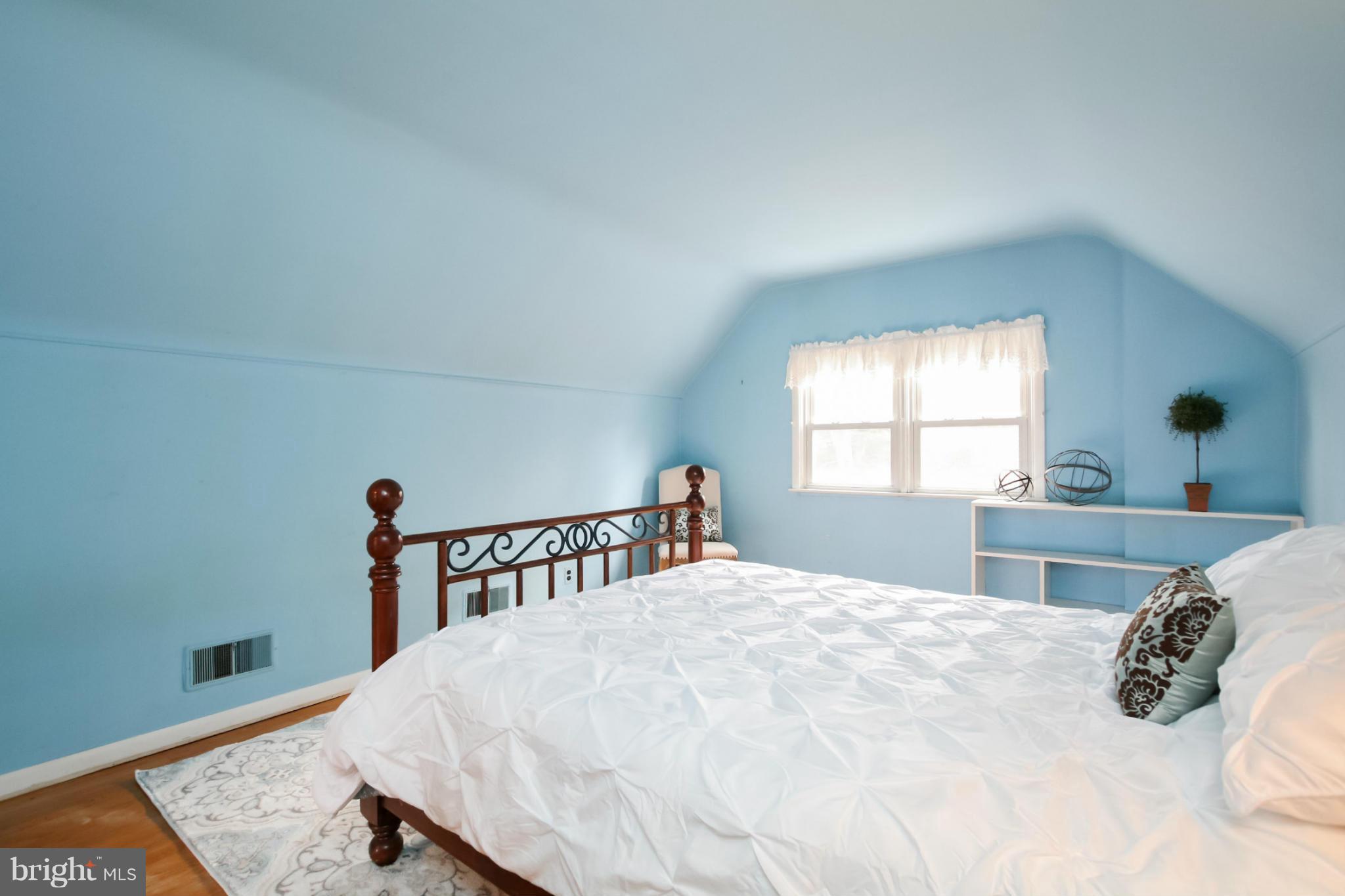 6631 Loch Hill Road Baltimore, MD 21239 - Photo 23 of 30 Bedroom 2