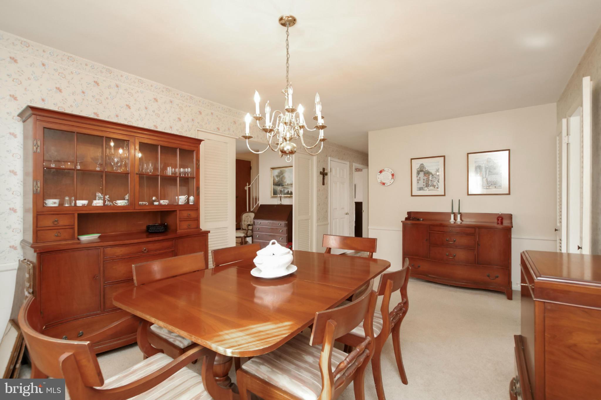 6631 Loch Hill Road Baltimore, MD 21239 - Photo 7 of 30 Dining Room