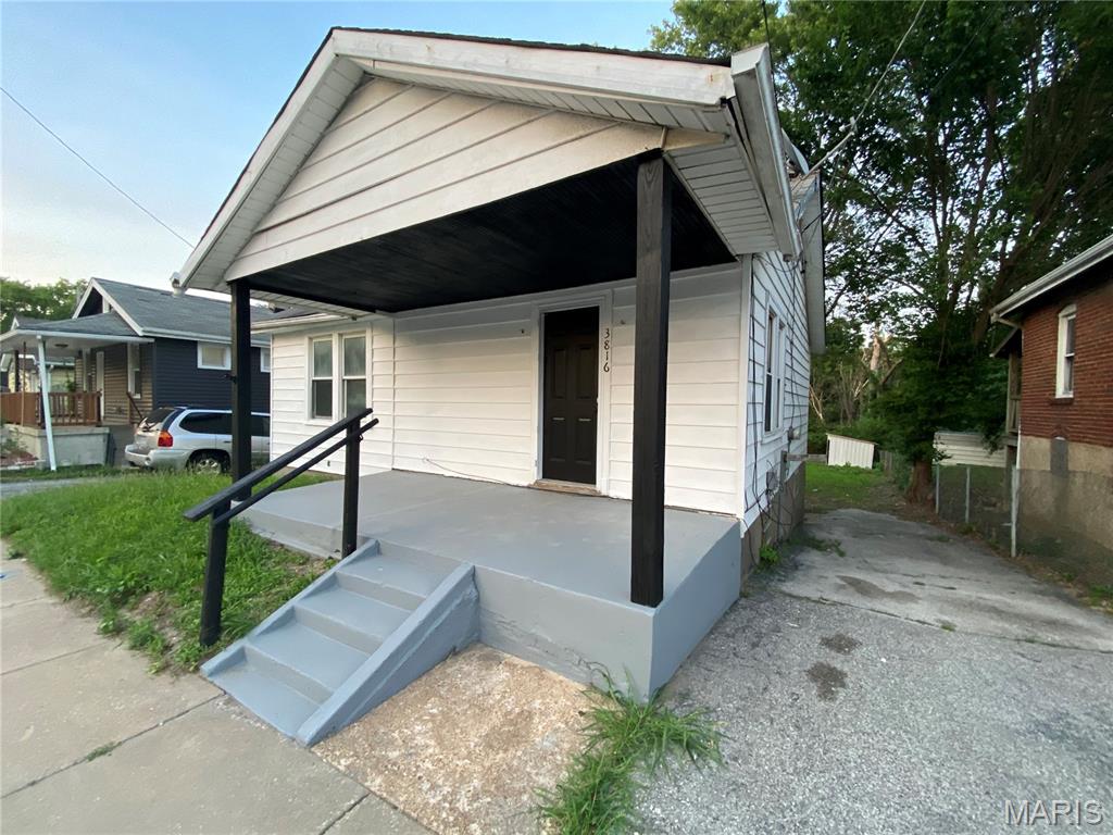 3816 North Hanley Road St. Louis, MO 63121 - Photo 2 of 3