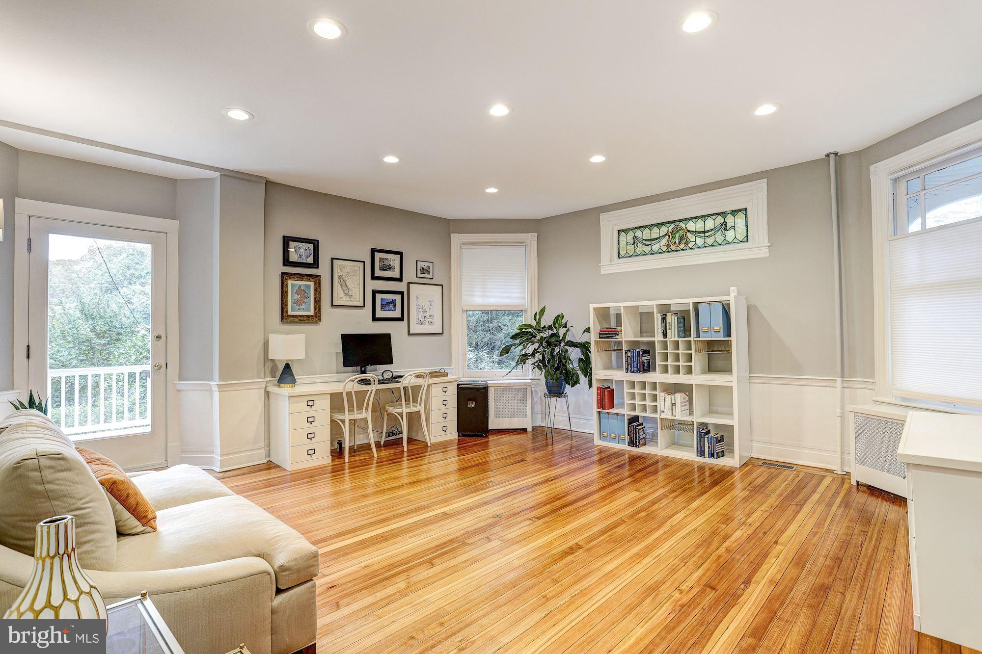 321 Hawthorn Road Baltimore, MD 21210 - Photo 22 of 50 Dining Room