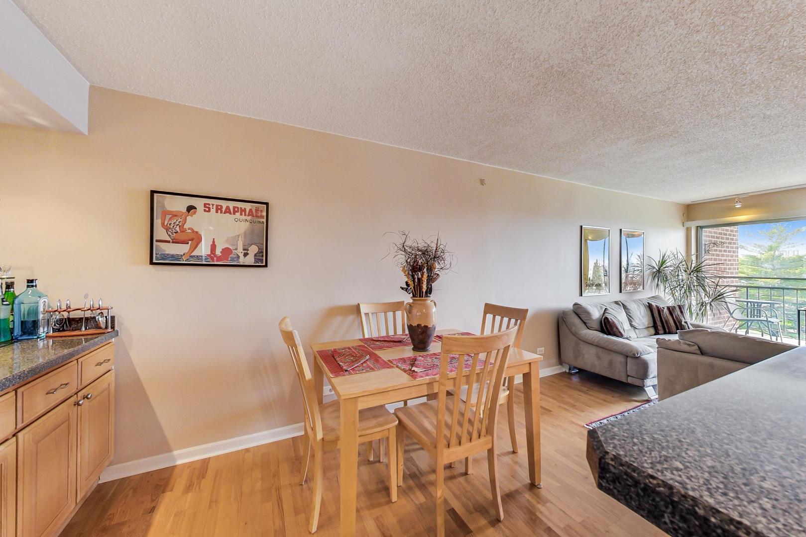 16 East Old Willow Road, Unit 414S Prospect Heights, IL 60070 - Photo 12 of 32