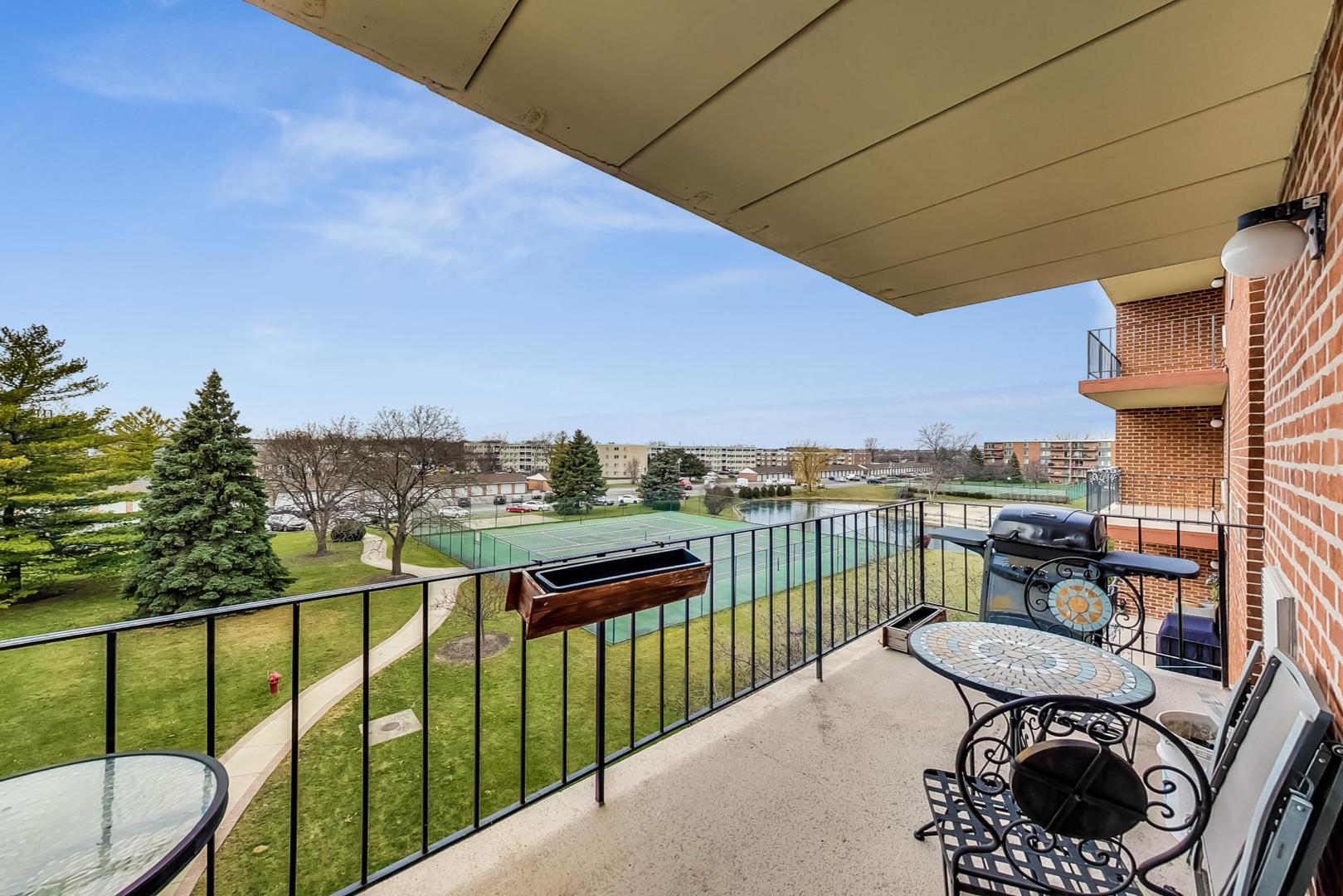 16 East Old Willow Road, Unit 414S Prospect Heights, IL 60070 - Photo 22 of 32