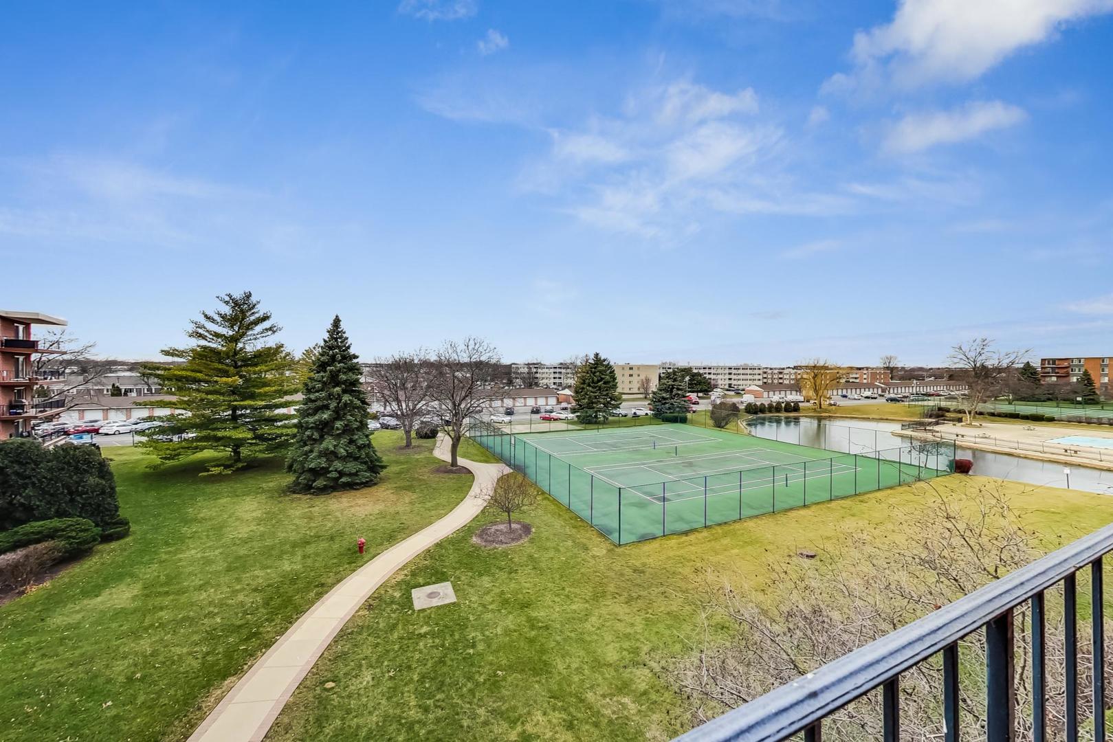 16 East Old Willow Road, Unit 414S Prospect Heights, IL 60070 - Photo 24 of 32