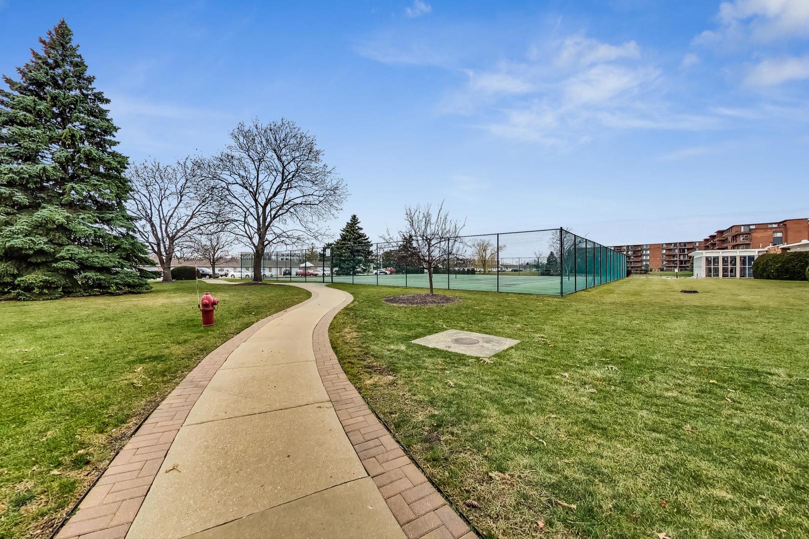 16 East Old Willow Road, Unit 414S Prospect Heights, IL 60070 - Photo 31 of 32