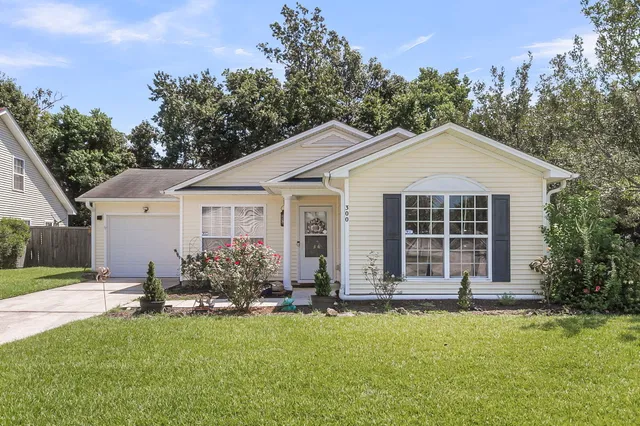 $305,000 | 300 Burton Court, Goose Creek, SC 29445