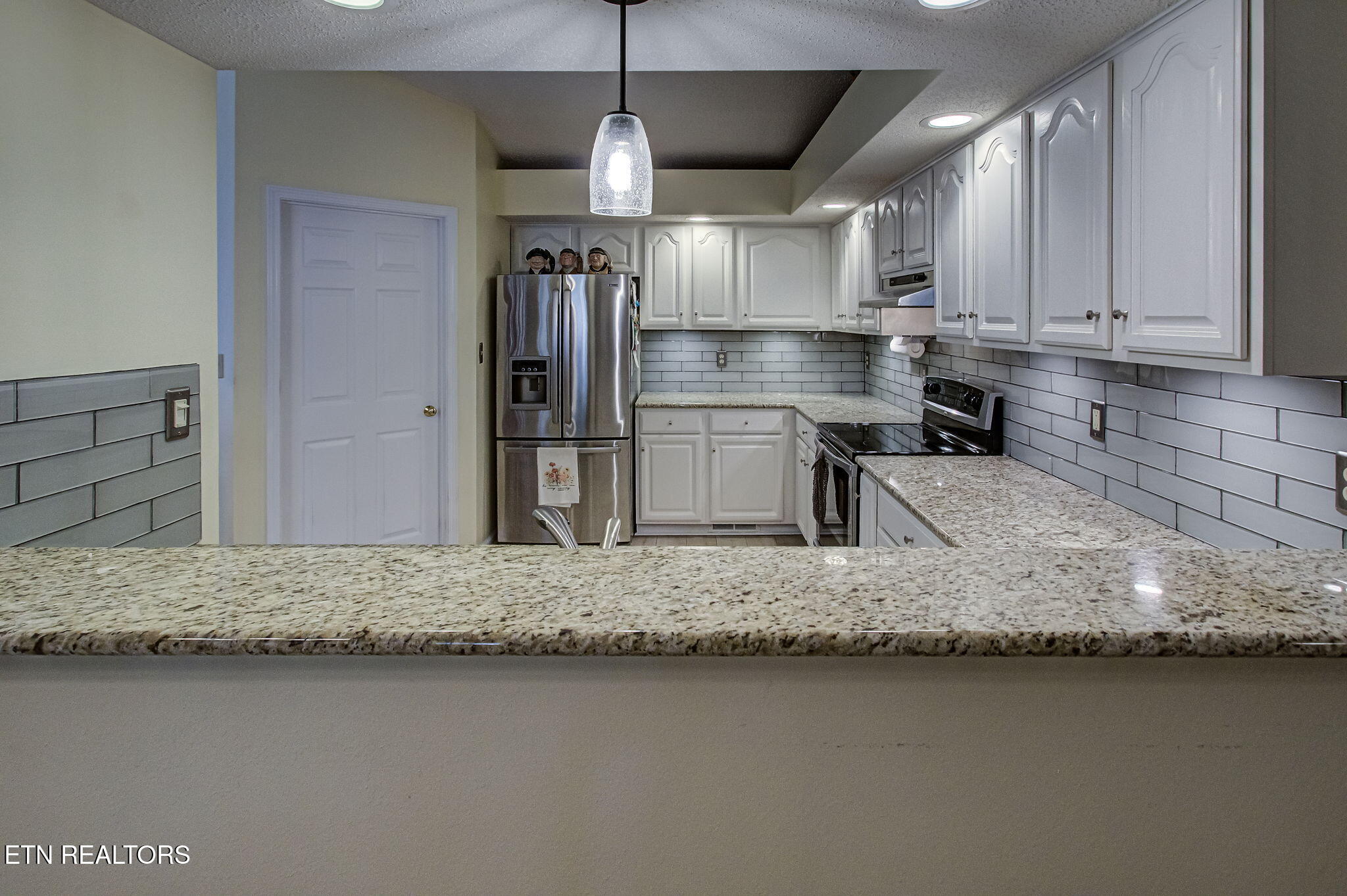 522 Tanasi Circle Loudon, TN 37774 - Photo 14 of 41 IMG_3037