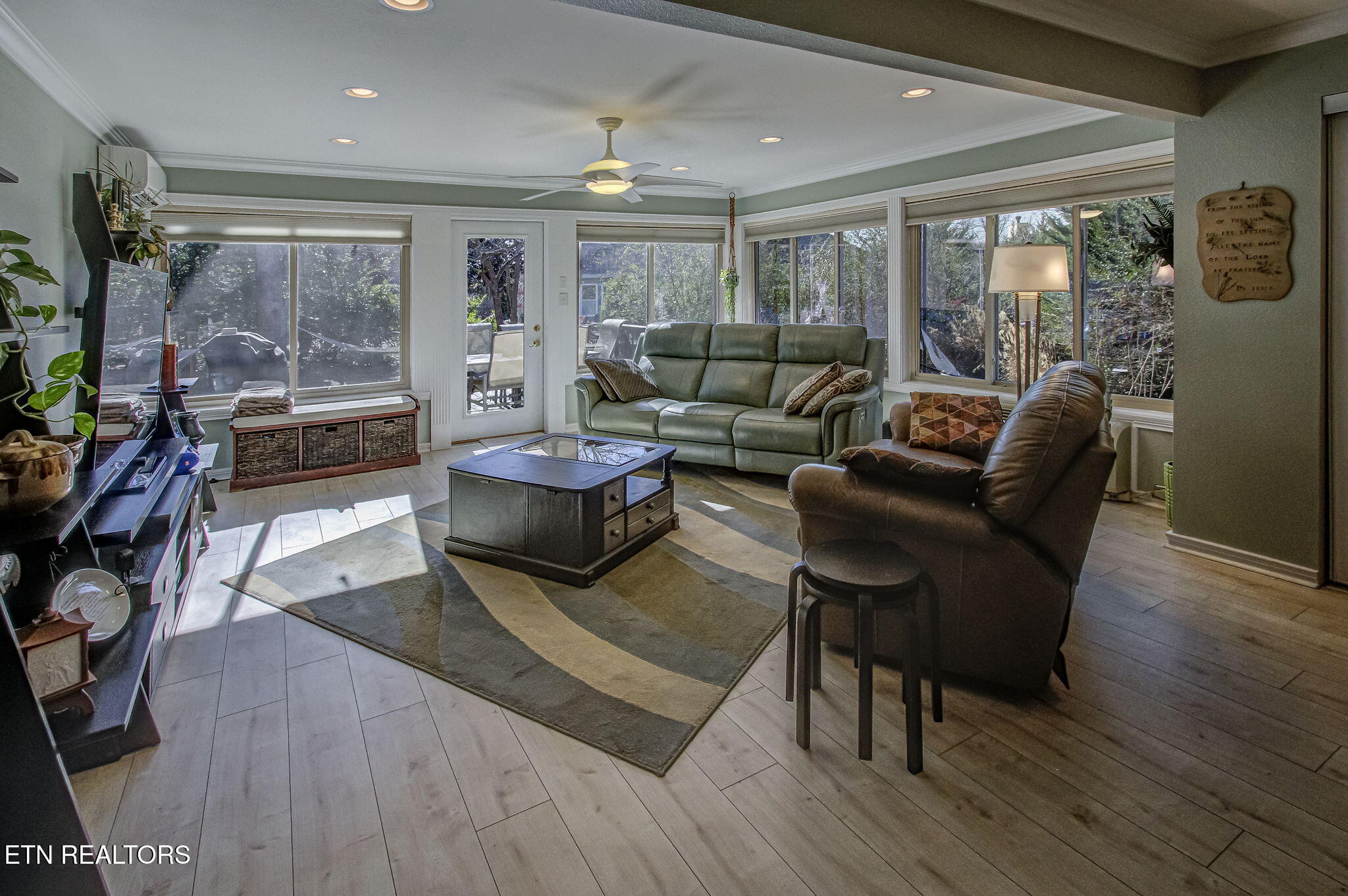 522 Tanasi Circle Loudon, TN 37774 - Photo 6 of 41 IMG_2998