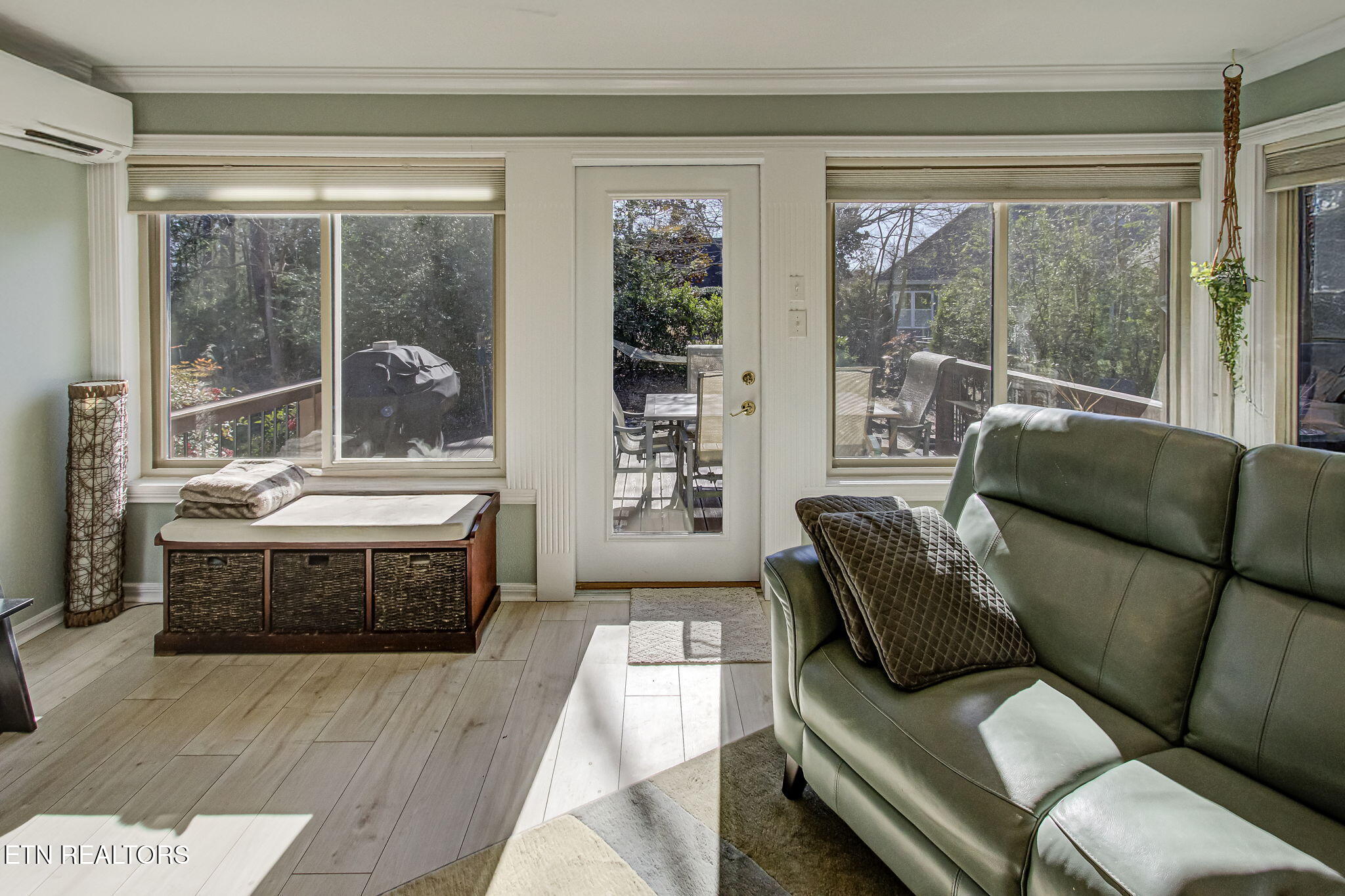 522 Tanasi Circle Loudon, TN 37774 - Photo 8 of 41 IMG_3007