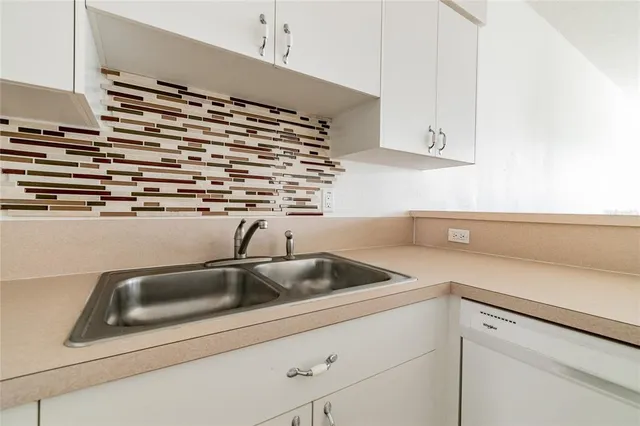 a close view of sink and tap