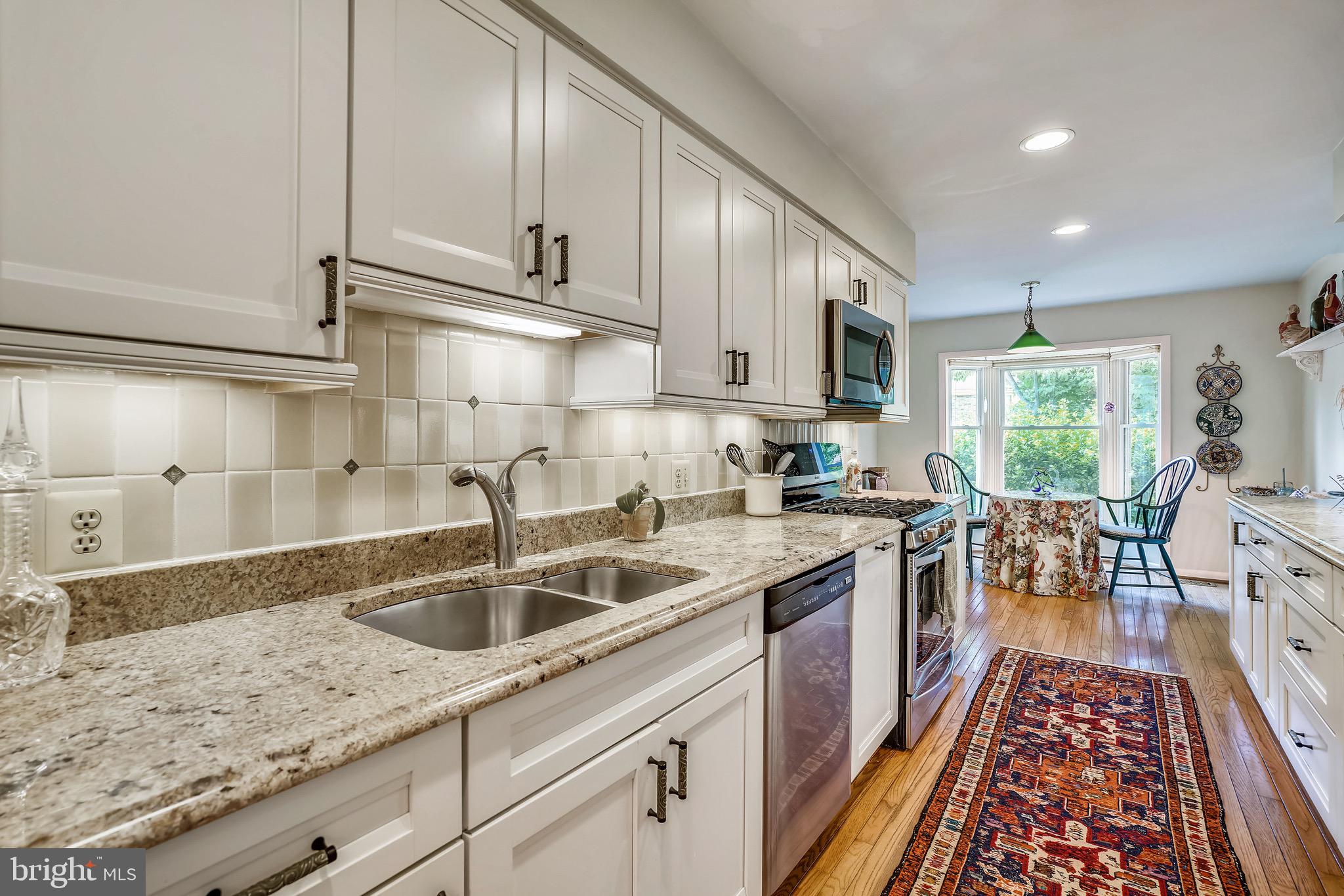6939 Copper Bend Lane Baltimore, MD 21209 - Photo 12 of 35 Kitchen