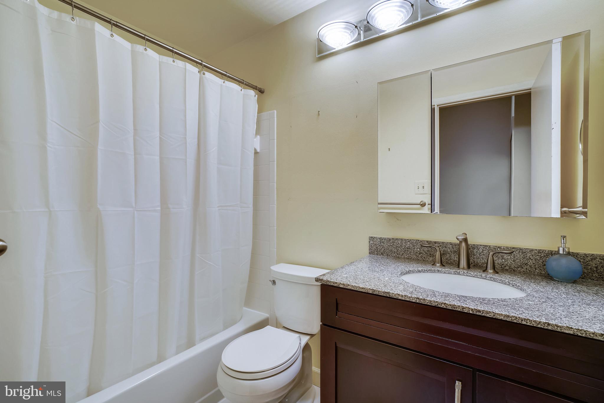6939 Copper Bend Lane Baltimore, MD 21209 - Photo 18 of 35 Upstairs bathroom