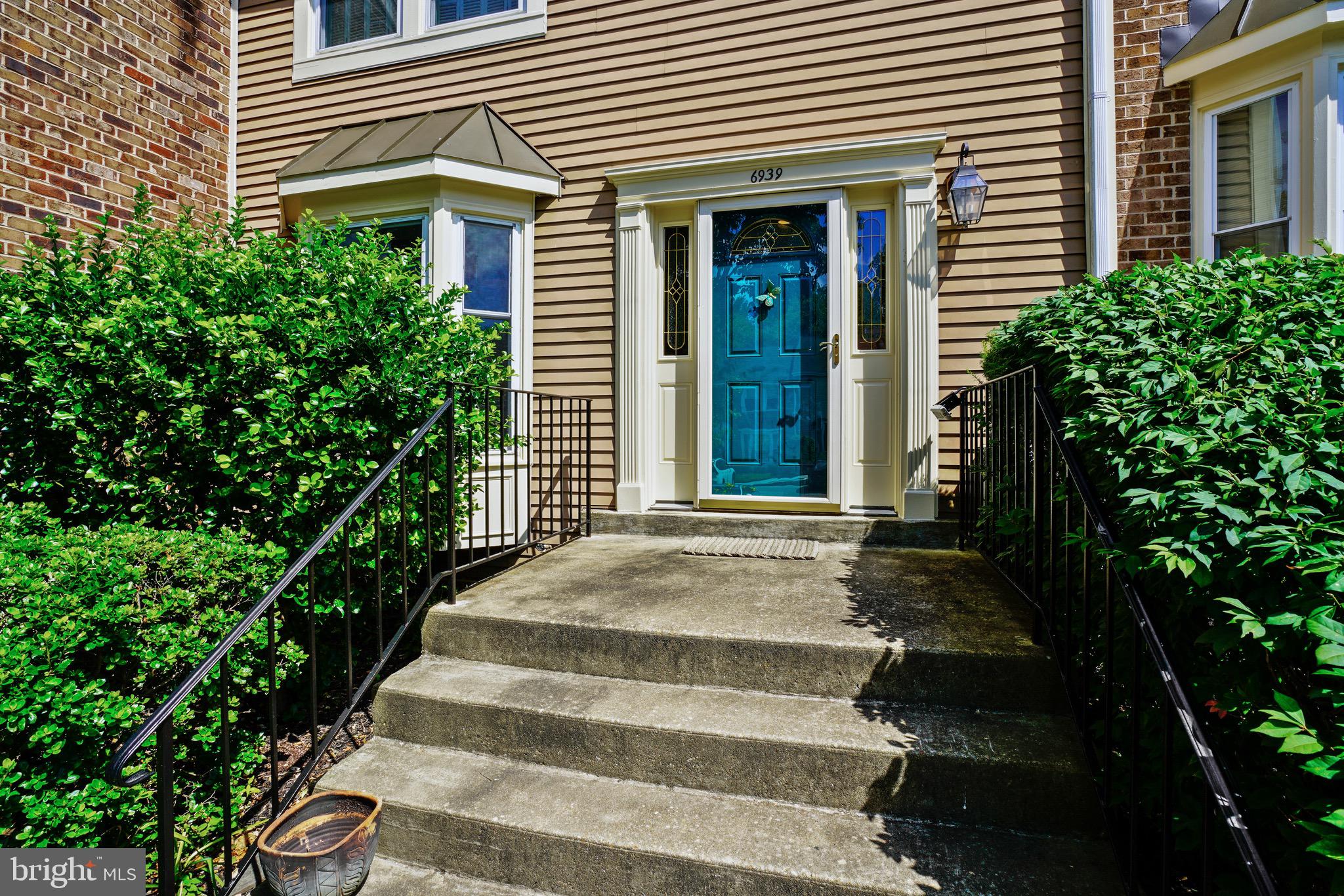 6939 Copper Bend Lane Baltimore, MD 21209 - Photo 3 of 35 Exterior Front
