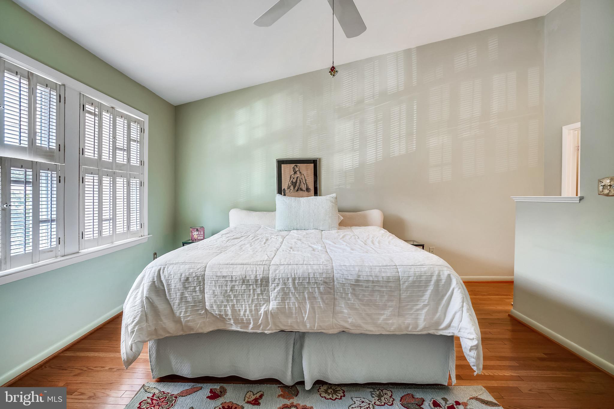 6939 Copper Bend Lane Baltimore, MD 21209 - Photo 23 of 35 Master bedroom