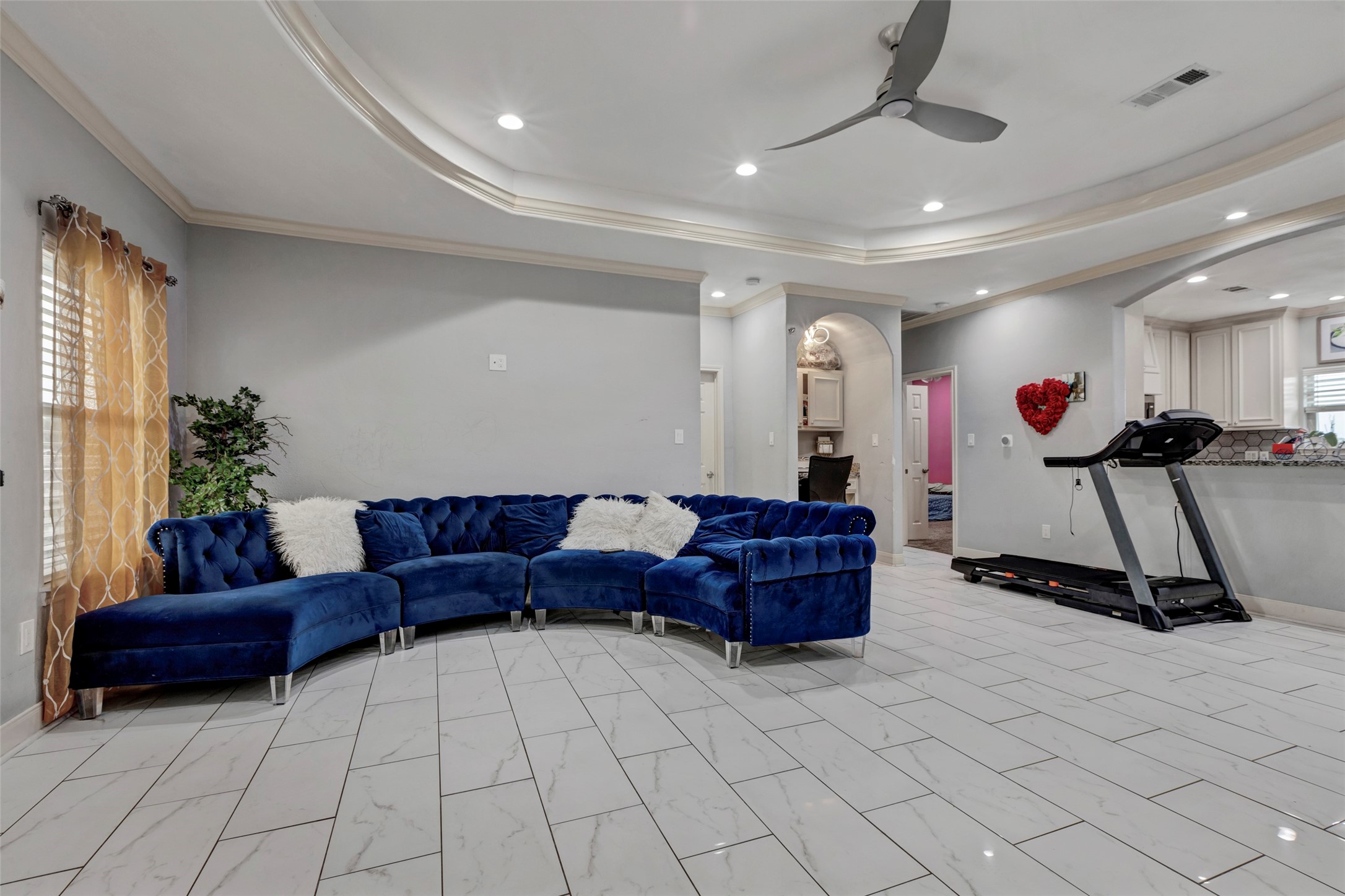 2233 Hoss Court Conroe, TX 77306 - Photo 4 of 10