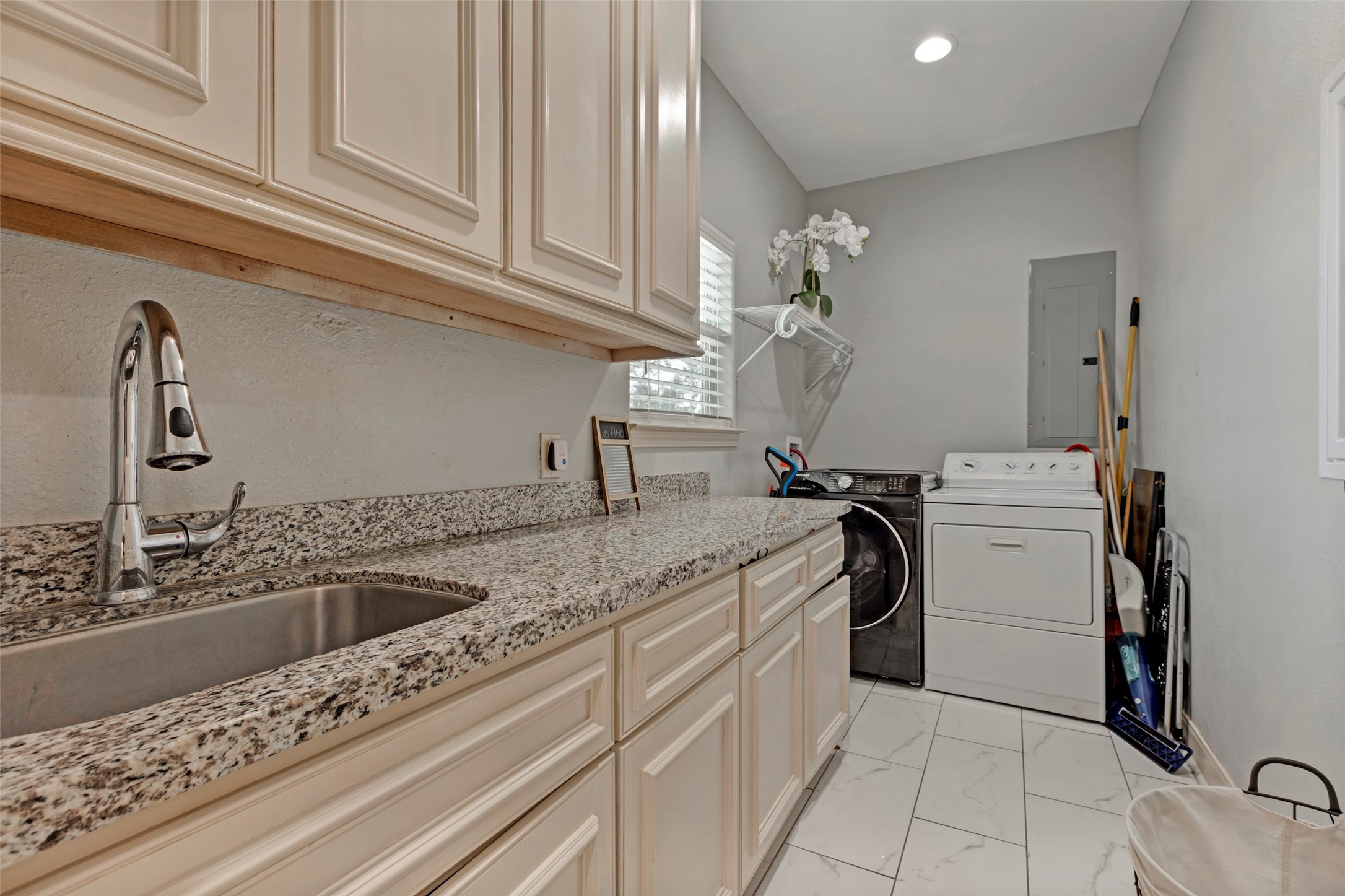 2233 Hoss Court Conroe, TX 77306 - Photo 10 of 10