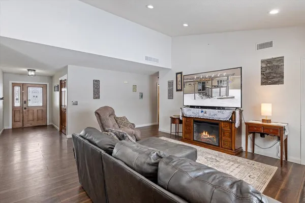 $439,900 | 130 5th Street, Nashwauk, MN 55769