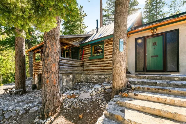 $1,250,000 | 4075 Cougar Ridge Trail, Mount Charleston, NV 89124