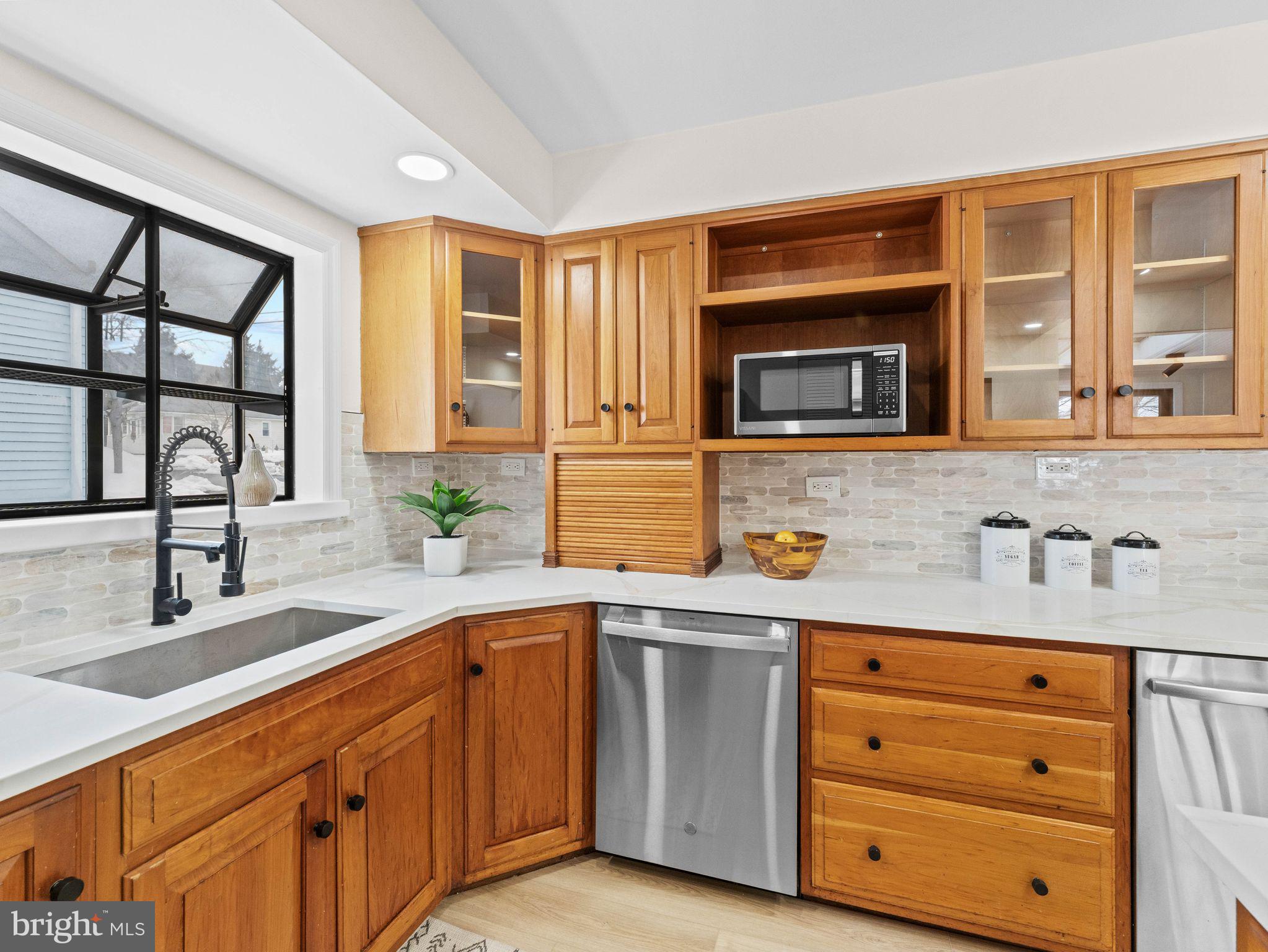 37 South Read Avenue Runnemede, NJ 08078 - Photo 11 of 42