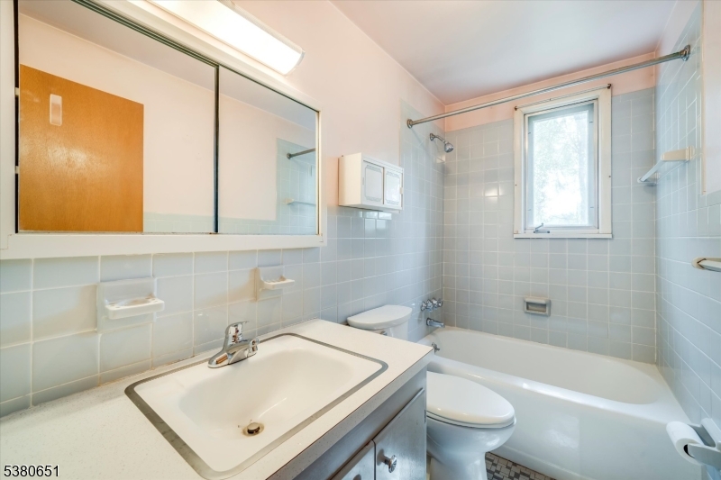 596 Meadow Road Bridgewater, NJ 08807 - Photo 12 of 28