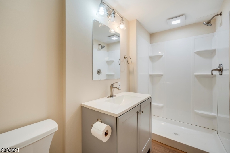 596 Meadow Road Bridgewater, NJ 08807 - Photo 22 of 28