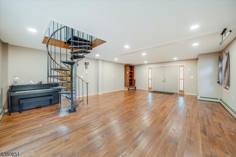 596 Meadow Road Bridgewater, NJ 08807 - Photo 5 of 28