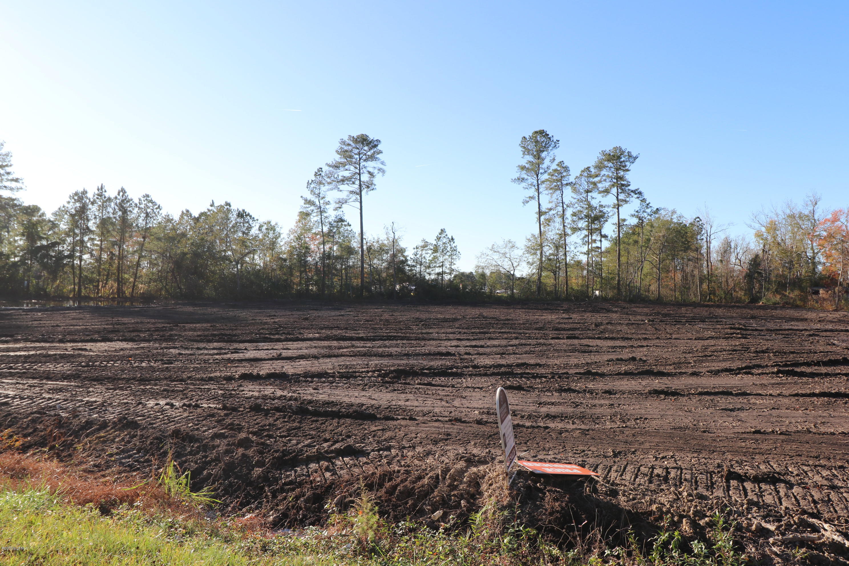 137 Northwest Bridge Road Jacksonville, NC 28540 - Photo 2 of 4 IMG_4897