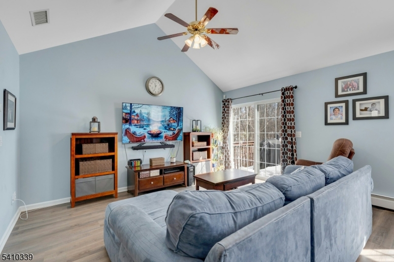 5656 Berkshire Valley Road Oak Ridge, NJ 07438 - Photo 10 of 38
